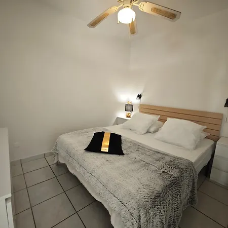 Village Naturiste Concupiscence Apartment *